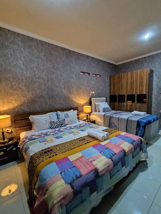 Niki Mawon Homestay Kejayan Buitenkant foto
