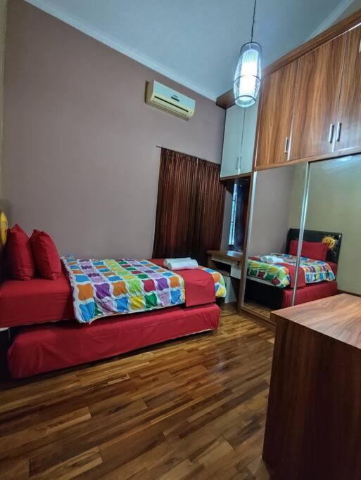 Niki Mawon Homestay Kejayan Buitenkant foto